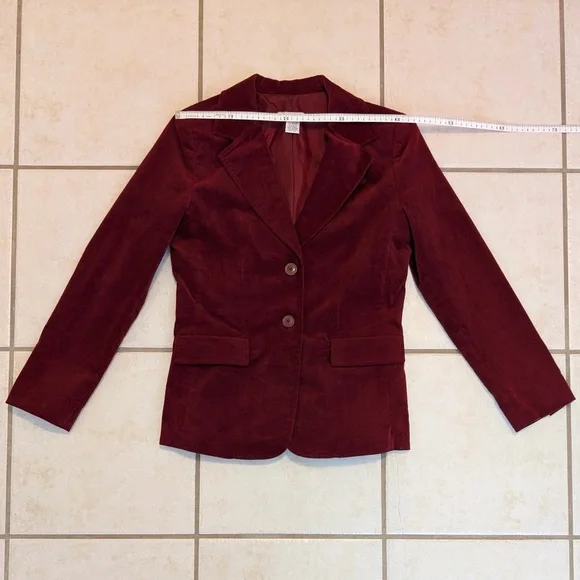 91% Cotton Vintage Cabi Red Embroidered Floral Velvet Whimsigoth 90s Blazer - Picture 5 of 16